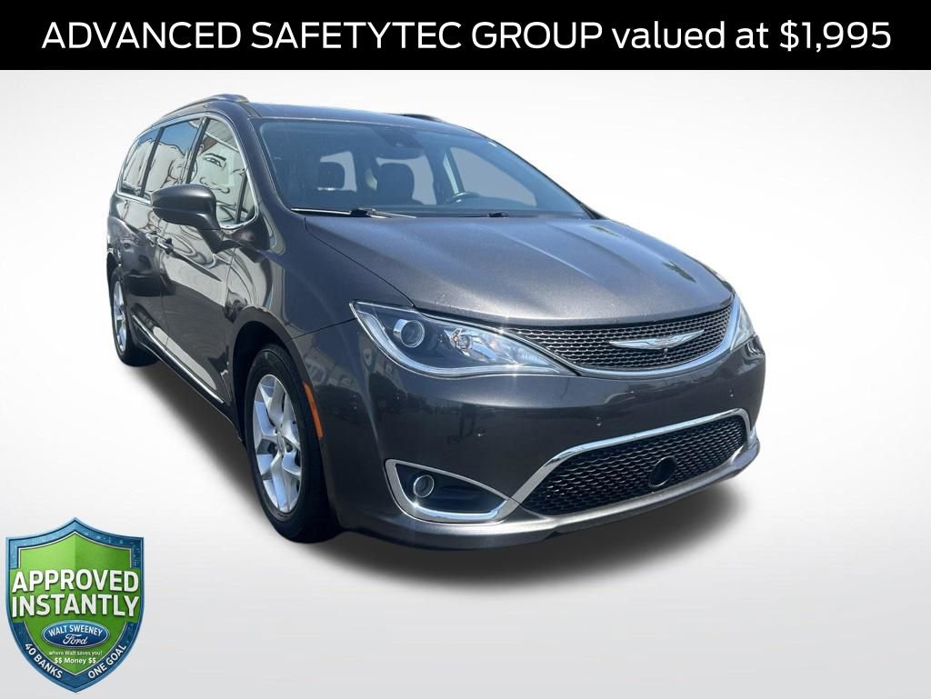 Used 2017 Chrysler Pacifica Touring-L Plus w/ Advanced Safetytec Group FWD image 1