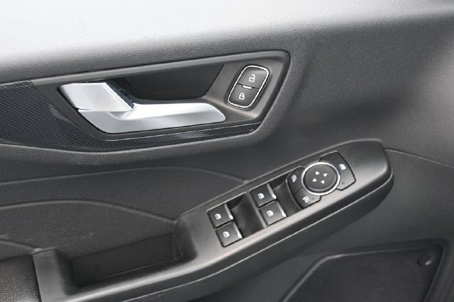 Certified 2025 Ford Escape ST-Line FWD image 12