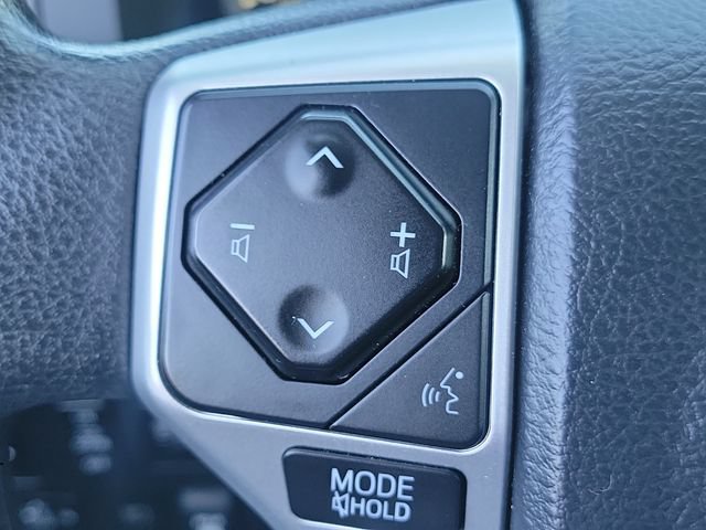 Used 2020 Toyota Tundra SR5 w/ SR5 Upgrade Package RWD image 8