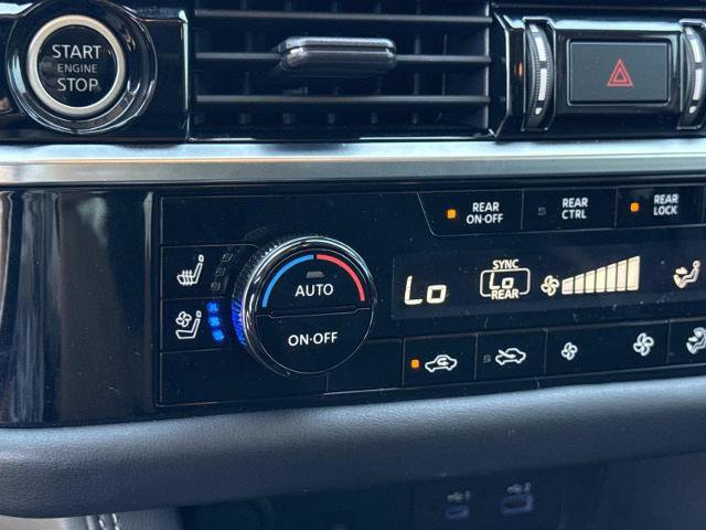 Used 2023 Nissan Pathfinder Platinum AWD/4WD image 23