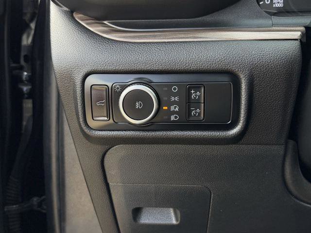 Certified 2023 Ford Explorer Limited w/ Equipment Group 301A image 23