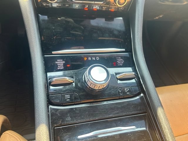 Used 2022 Jeep Grand Cherokee L Summit w/ Advanced Protech Group IV AWD/4WD image 10