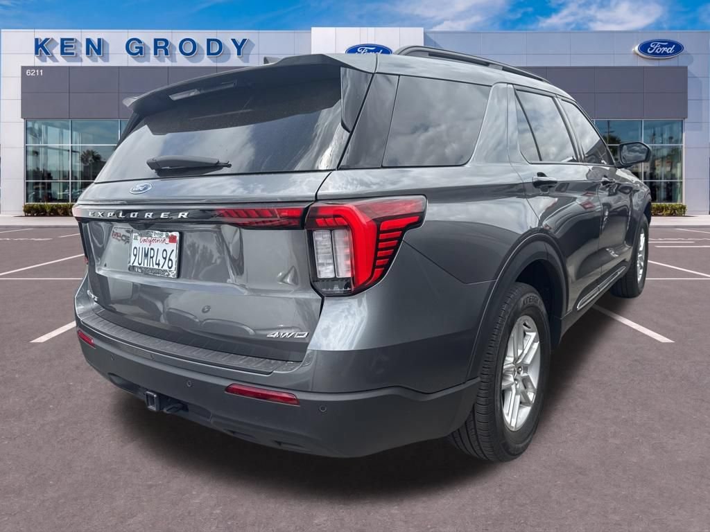 Certified 2025 Ford Explorer Active AWD/4WD image 4
