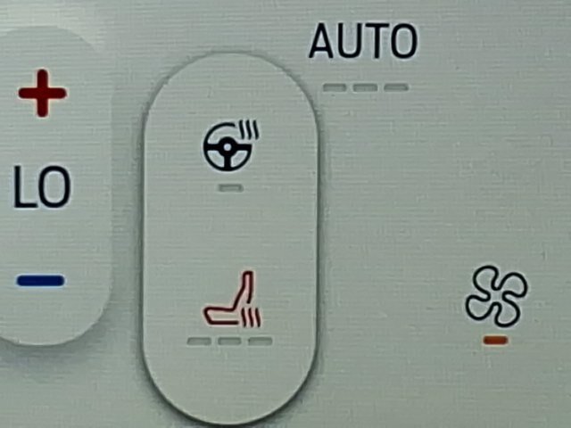 Certified 2023 Ford Edge Titanium AWD/4WD image 10