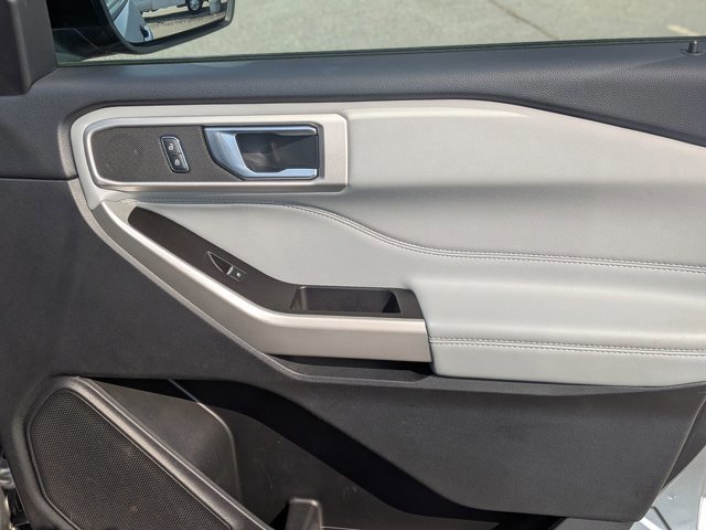 Certified 2022 Ford Explorer XLT w/ Equipment Group 202A image 37