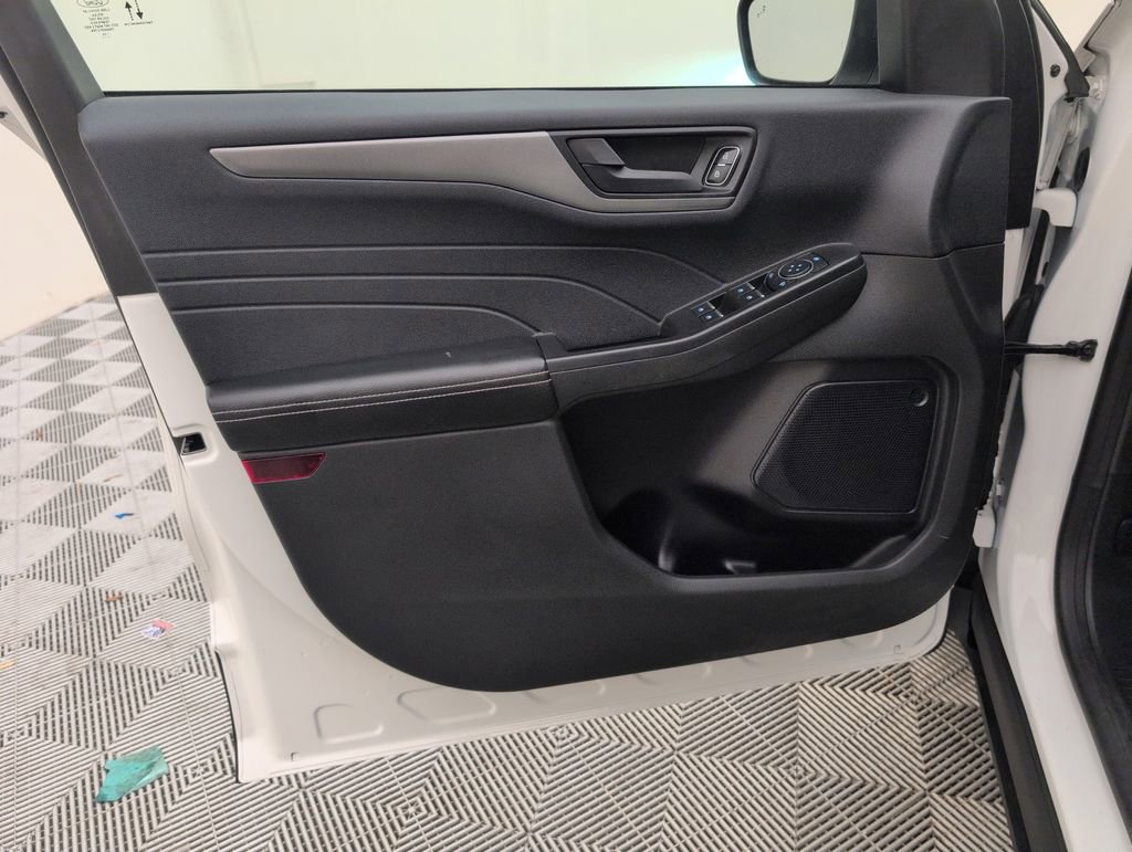 Certified 2023 Ford Escape Active FWD image 34