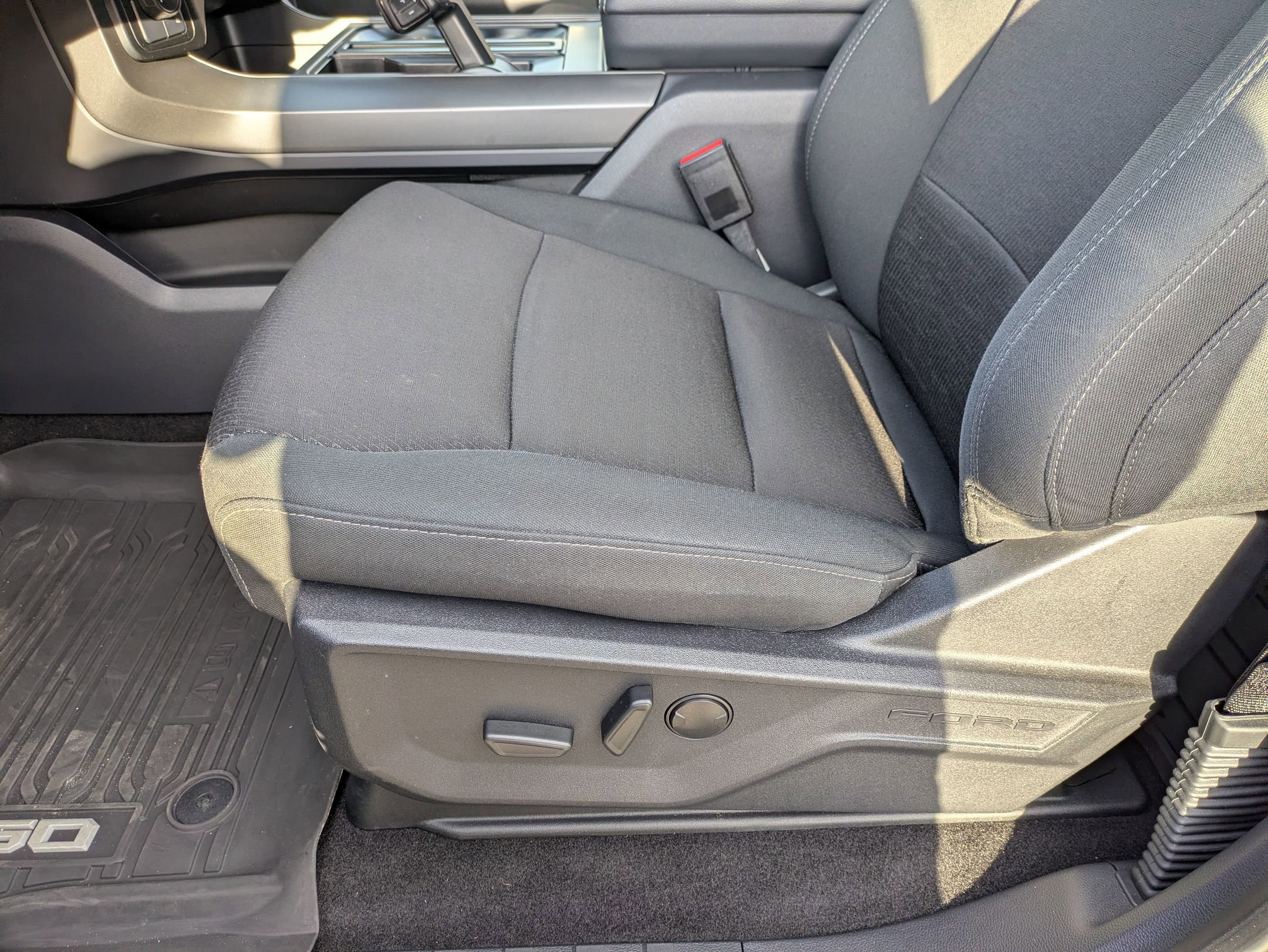 Certified 2024 Ford F150 XLT w/ Equipment Group 302A MID image 15