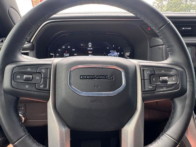 Used 2024 GMC Yukon Denali AWD/4WD image 22