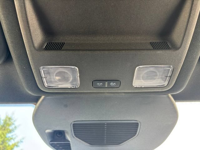 Certified 2025 Ford Escape ST-Line FWD image 30