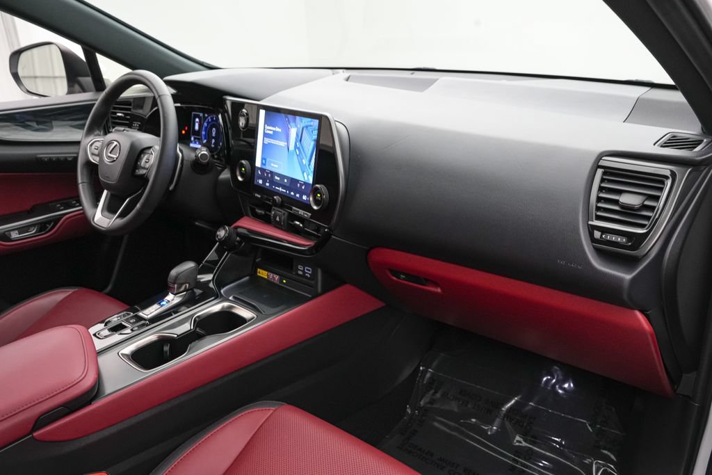 Used 2024 Lexus NX 250 FWD image 23