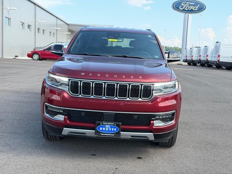 Used 2024 Jeep Wagoneer L Series II w/ Flexible Seating Group AWD/4WD image 2