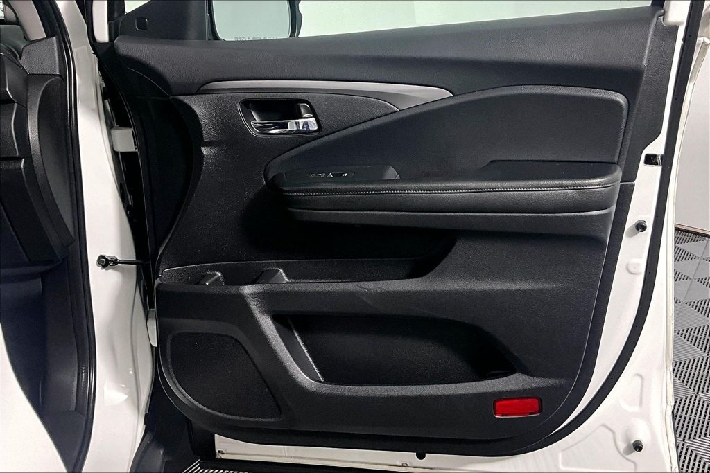 Used 2021 Honda Pilot Special Edition image 24