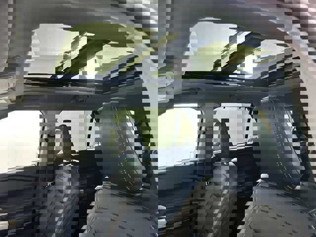 Certified 2023 Ford Explorer Limited w/ Limited Technology Package image 17