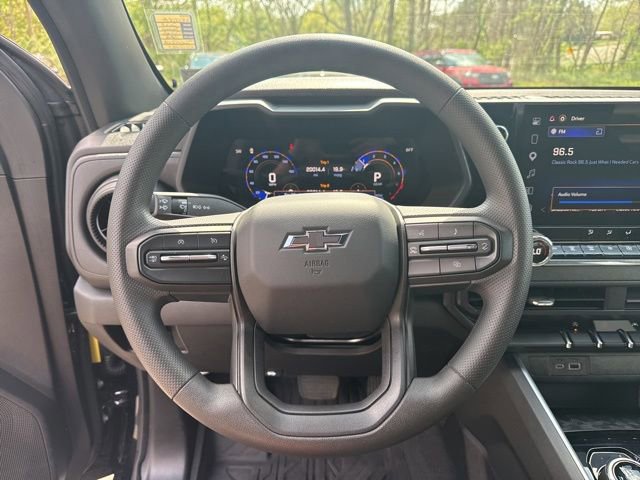 Used 2025 Chevrolet Colorado Trail Boss image 14