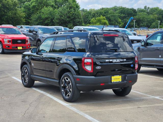 Certified 2023 Ford Bronco Sport Outer Banks w/ Tech Package AWD/4WD image 4