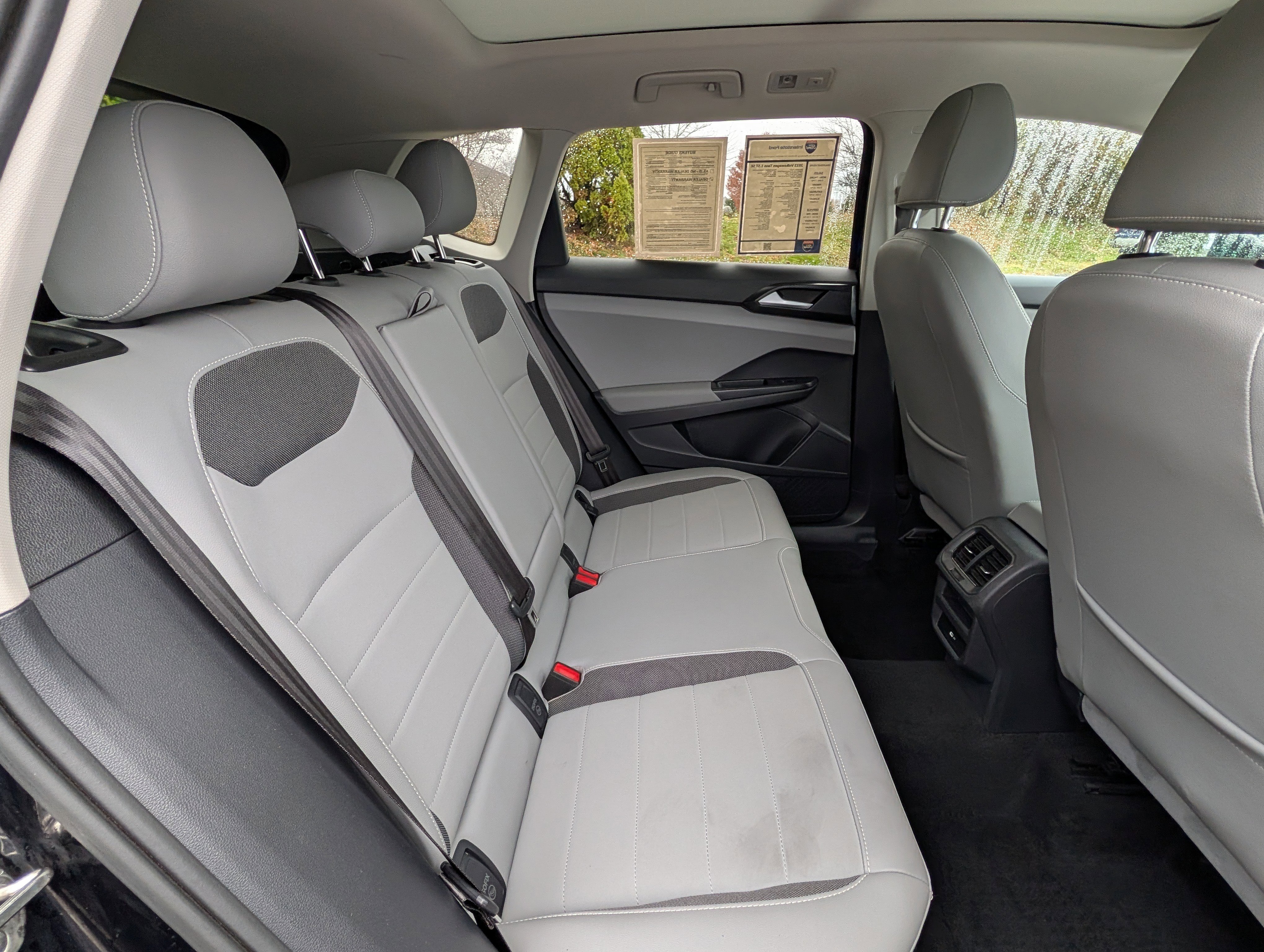 Used 2023 Volkswagen Taos SE image 30