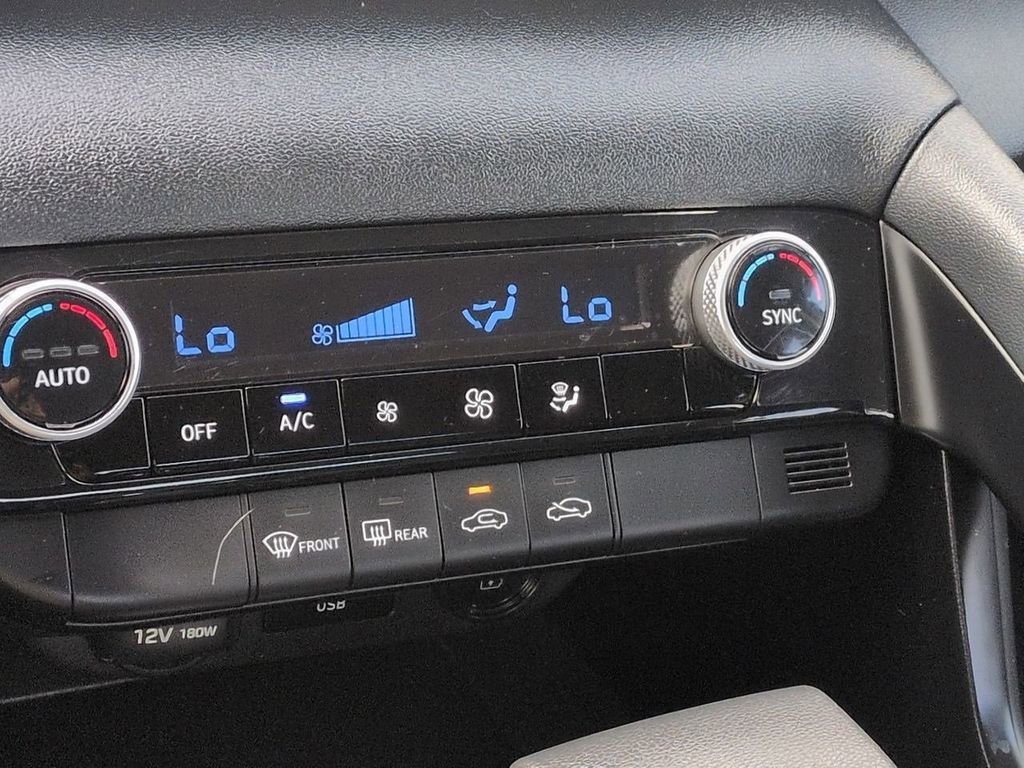 Used 2023 Hyundai Elantra SEL FWD image 20