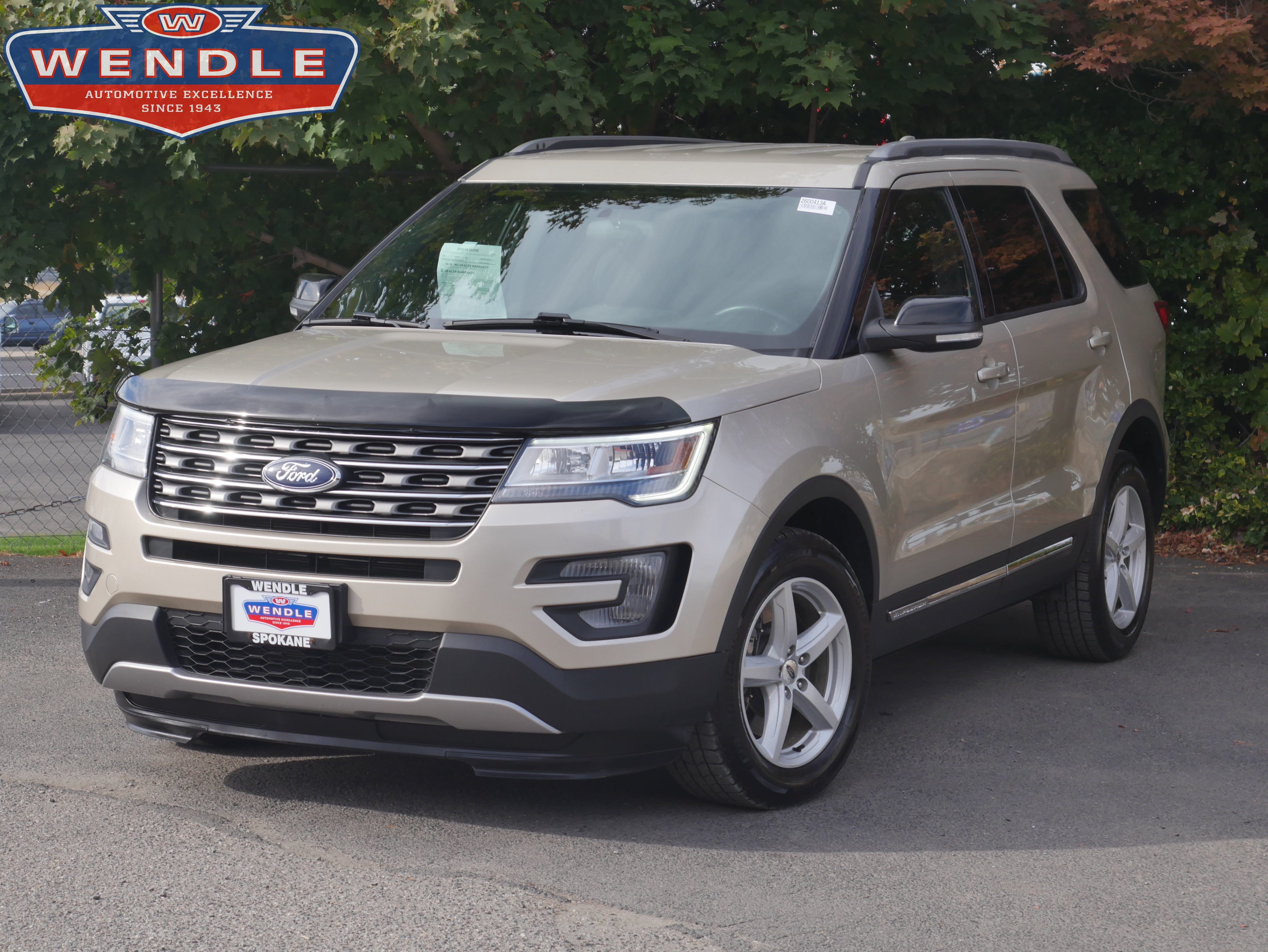 Certified 2017 Ford Explorer XLT AWD/4WD image 1