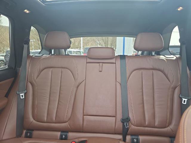 Used 2019 BMW X5 xDrive40i w/ Executive Package image 39
