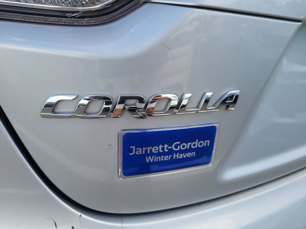 Used 2021 Toyota Corolla LE FWD image 7