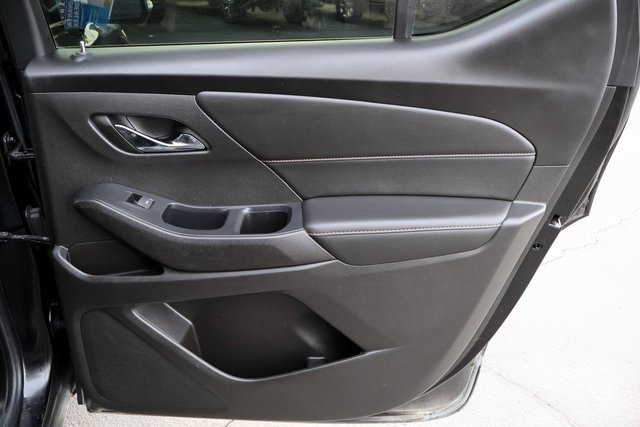 Used 2021 Chevrolet Traverse RS w/ LPO, Floor Liner Package image 22