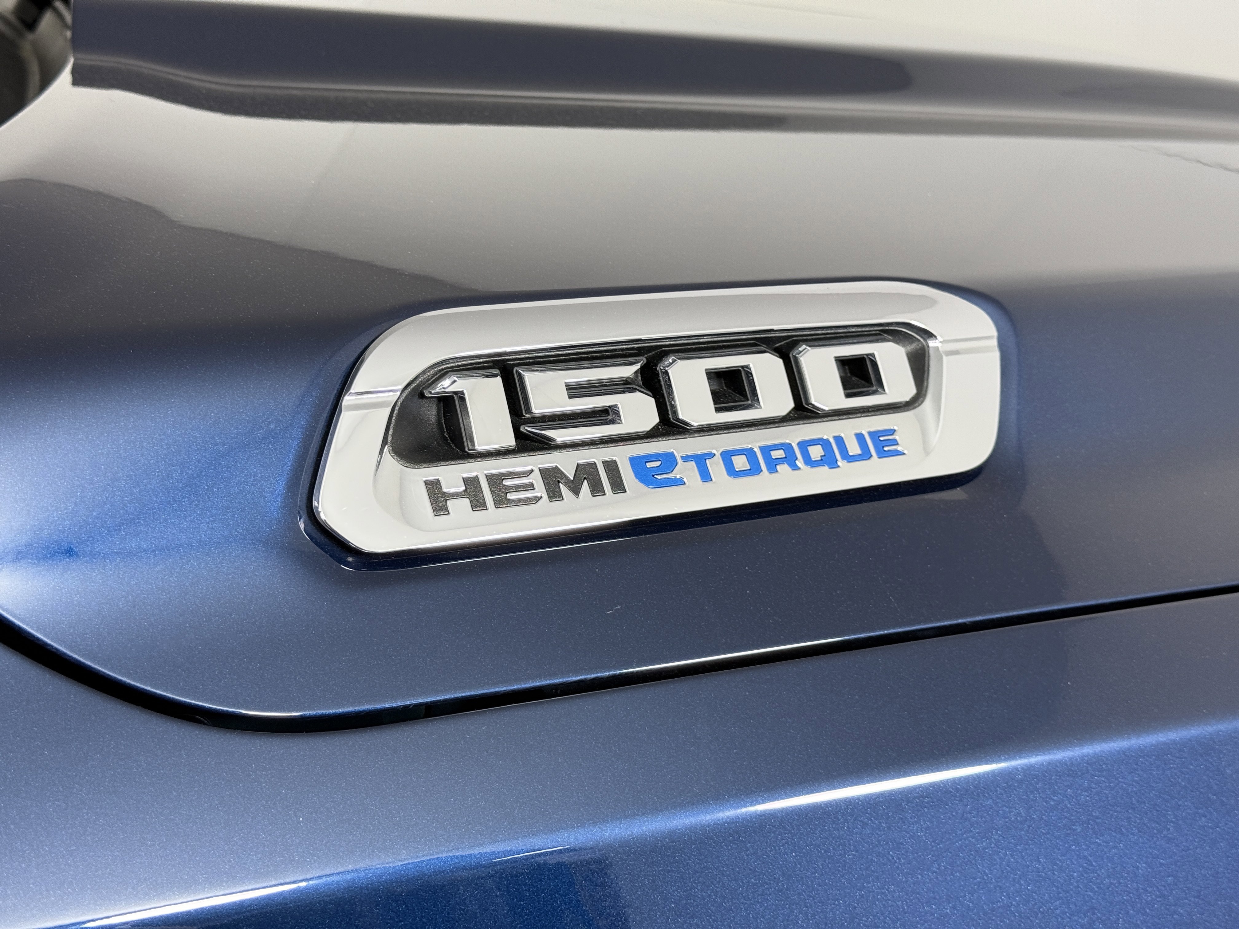 Used 2023 RAM 1500 Big Horn image 9