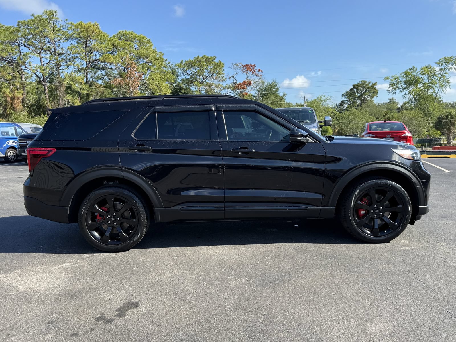 Certified 2023 Ford Explorer ST w/ Equipment Group 401A AWD/4WD image 3