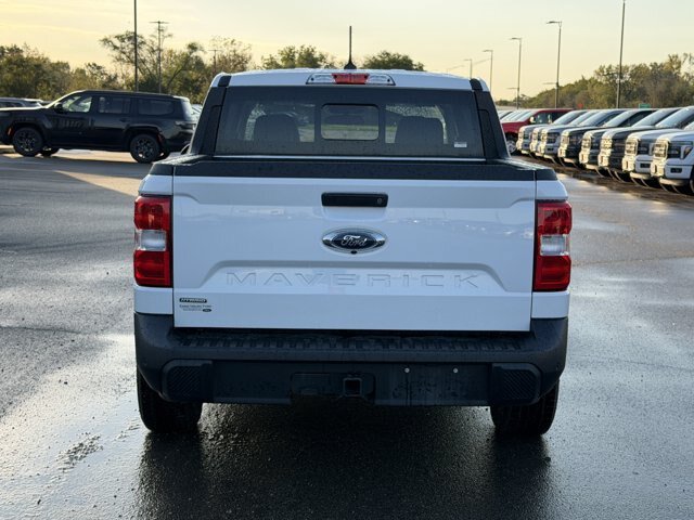 Certified 2022 Ford Maverick Lariat w/ Lariat Luxury Package FWD image 9