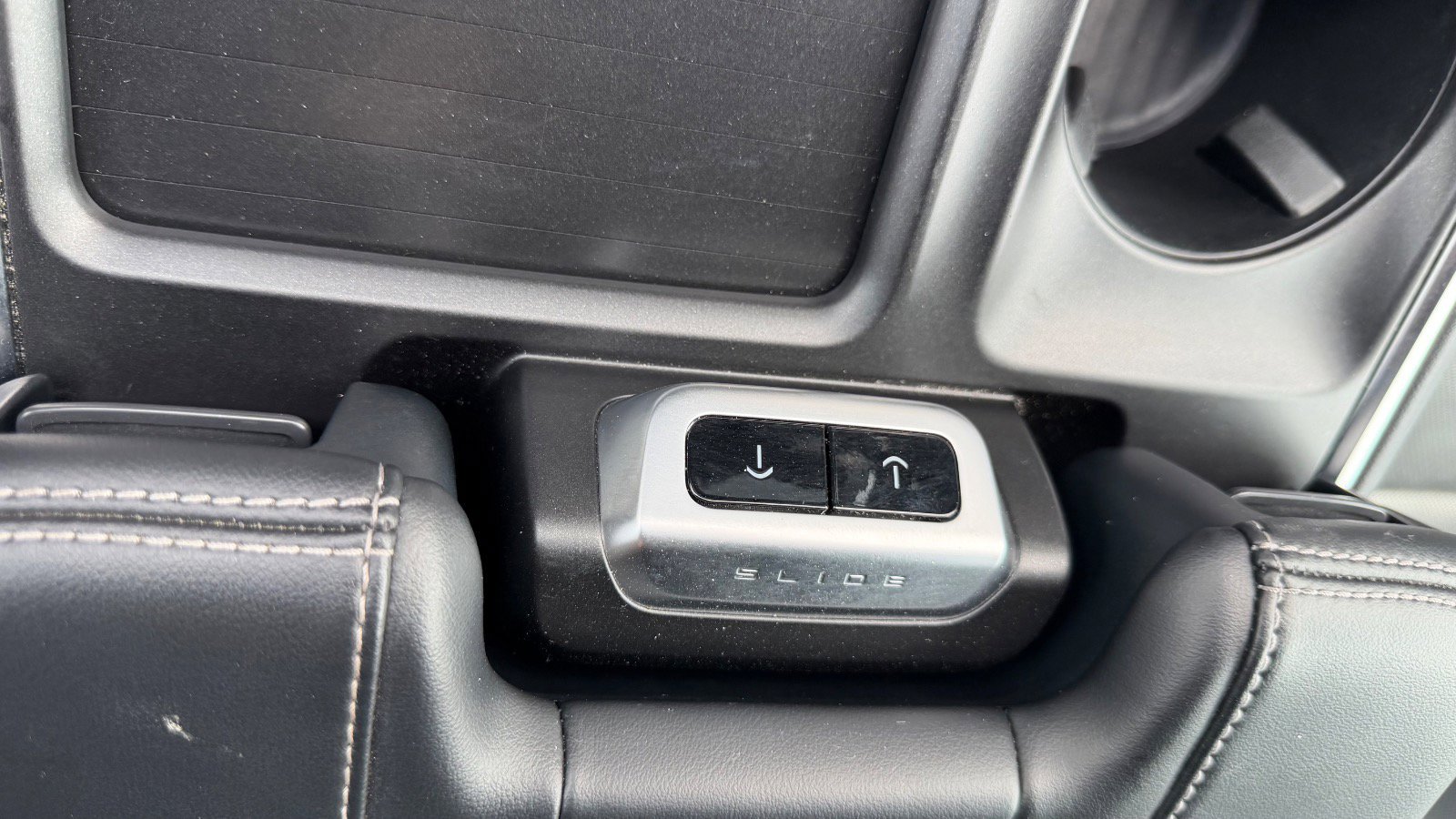 Certified 2025 Ford Expedition Max Platinum w/ Stealth Performance Package AWD/4WD image 54