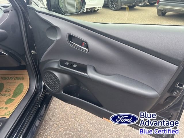 Used 2022 Toyota Prius LE AWD/4WD image 27