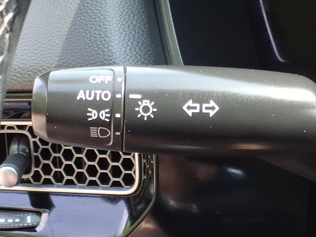 Used 2025 Honda Civic Sport image 26