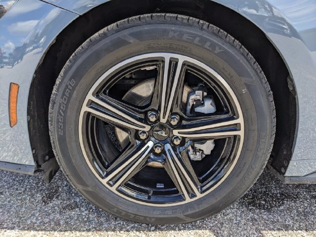 Certified 2024 Ford Mustang Coupe RWD image 10