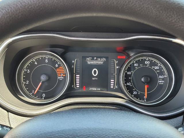 Used 2020 Jeep Cherokee Latitude FWD image 24