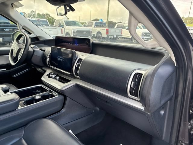 Certified 2025 Ford Expedition Active RWD image 62