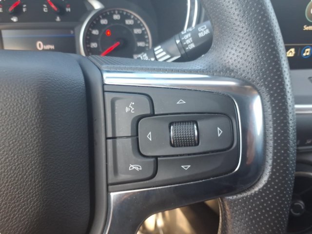 Used 2025 Chevrolet Blazer LT AWD/4WD image 28