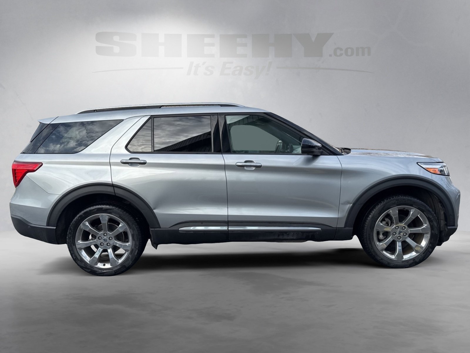 Certified 2020 Ford Explorer Platinum w/ Premium Technology Package image 10