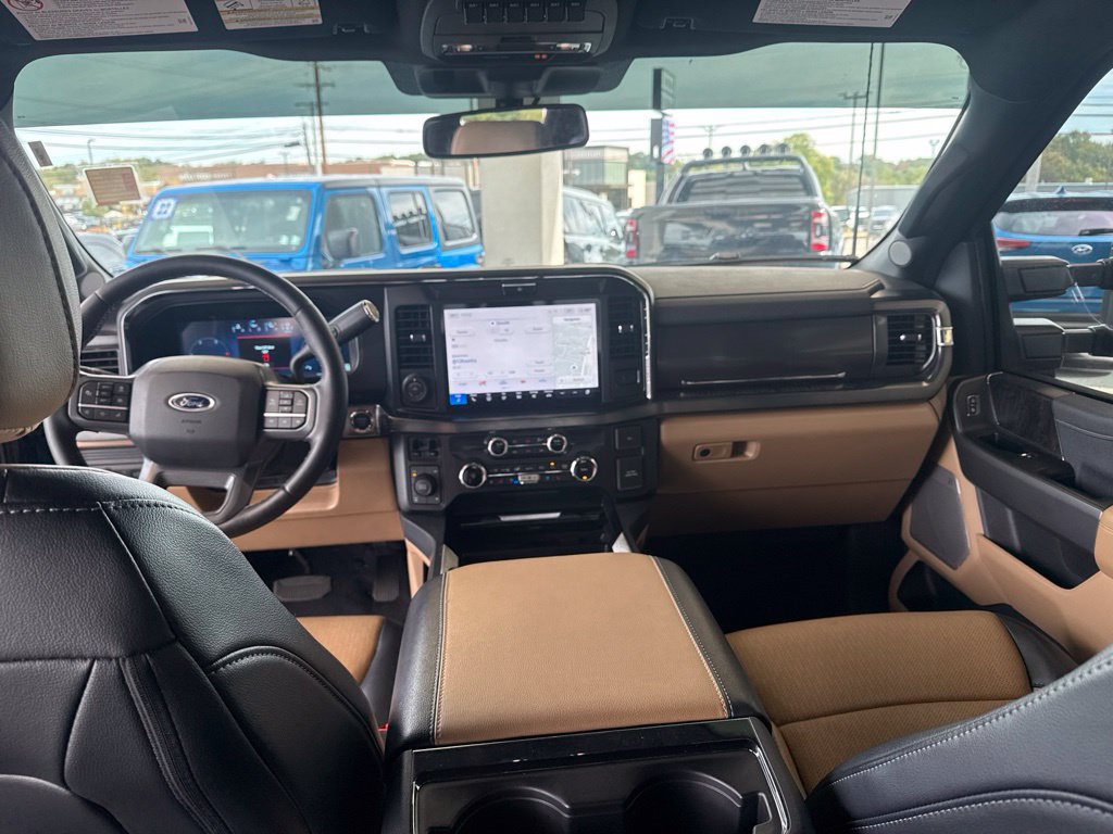 Certified 2025 Ford F350 Lariat w/ Lariat Ultimate Package AWD/4WD image 13