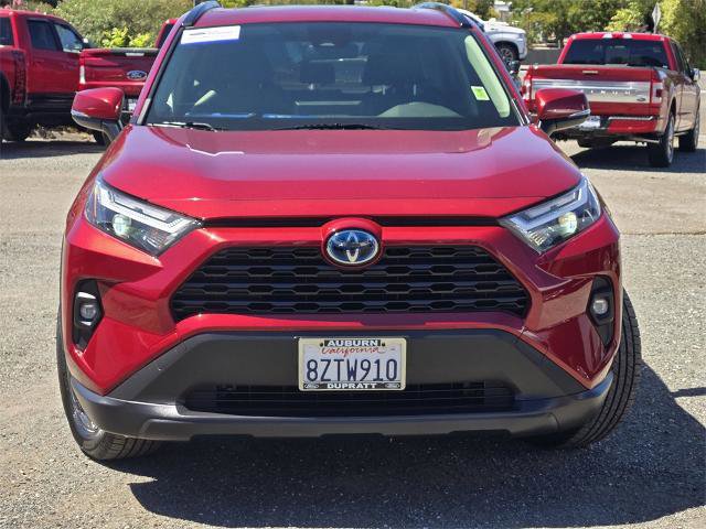Used 2022 Toyota RAV4 XLE Premium image 2