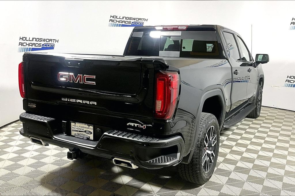 Used 2025 GMC Sierra 1500 AT4 w/ AT4 Premium Package AWD/4WD image 9
