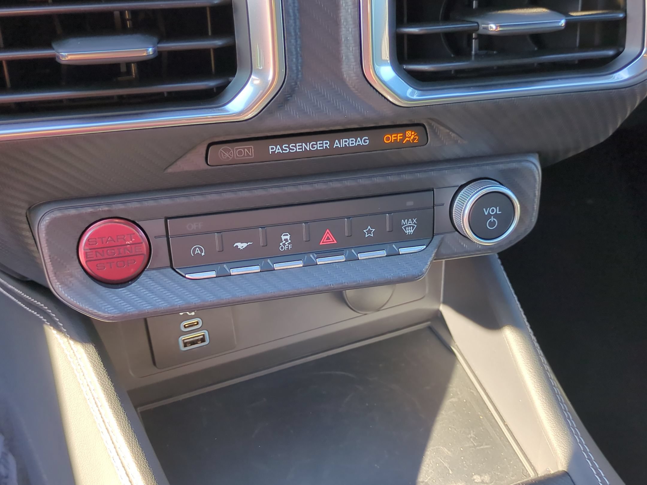 Certified 2025 Ford Mustang Premium RWD image 27