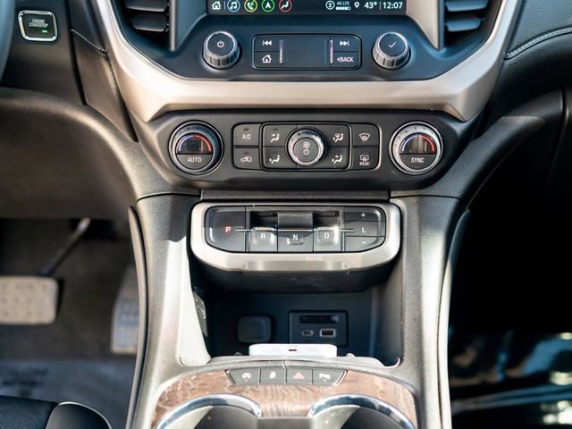 Used 2023 GMC Acadia Denali w/ Black Diamond Edition image 29