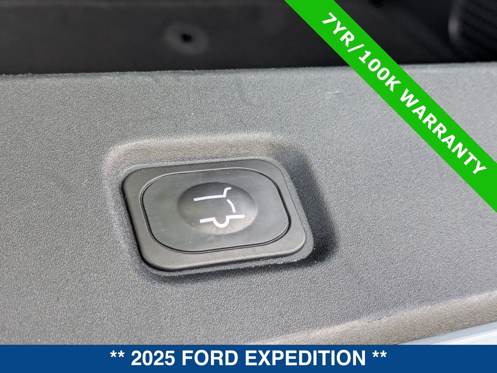 Certified 2025 Ford Expedition Active RWD image 16