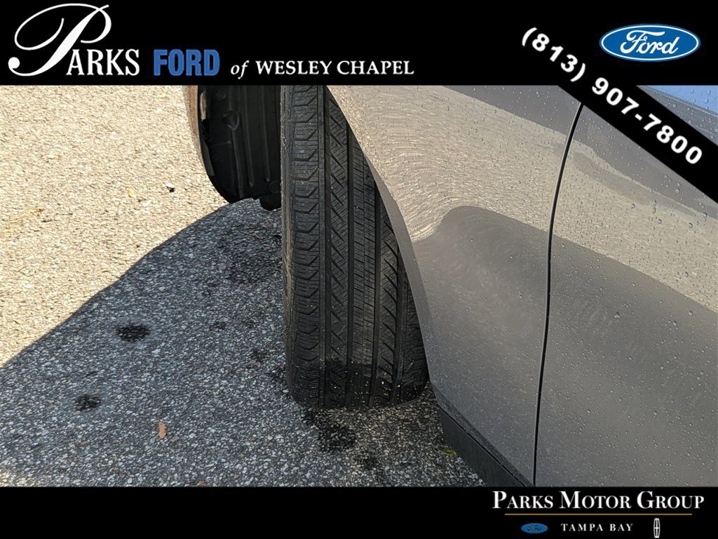 Used 2025 BMW 530i xDrive w/ Premium Package image 34