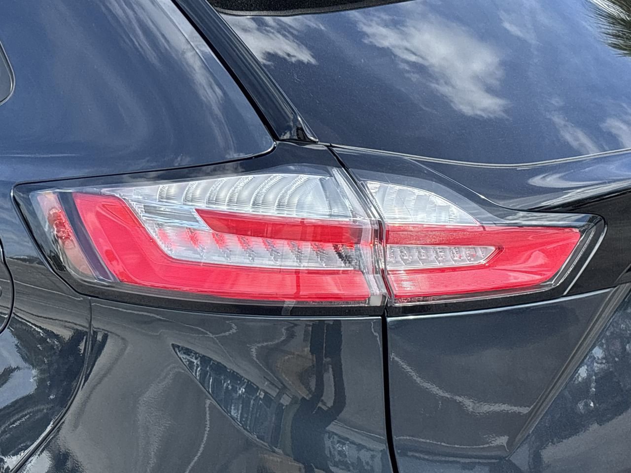 Certified 2024 Ford Edge SE AWD/4WD image 13