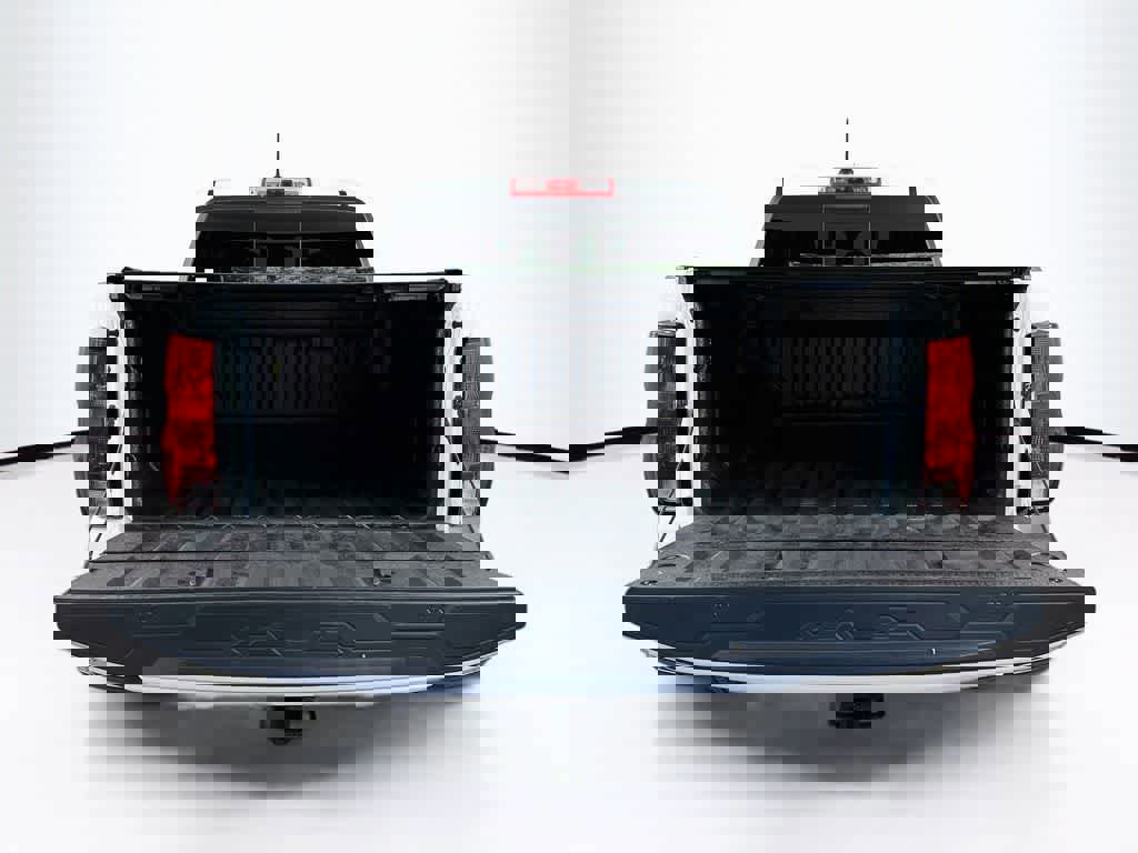 Used 2023 Chevrolet Colorado LT w/ LT Convenience Package image 24