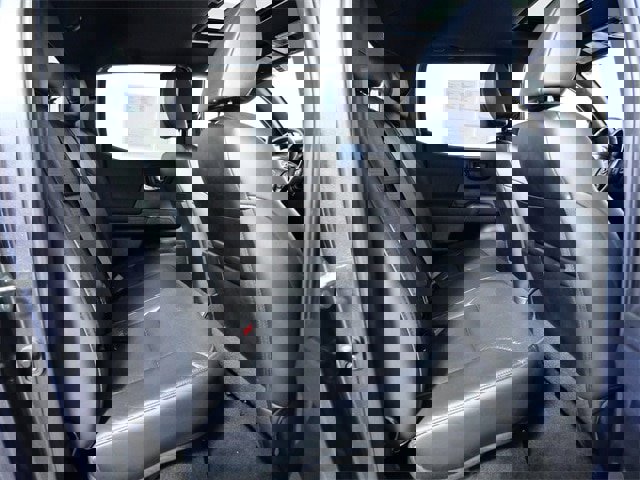 Used 2020 Toyota Tacoma TRD Sport image 13