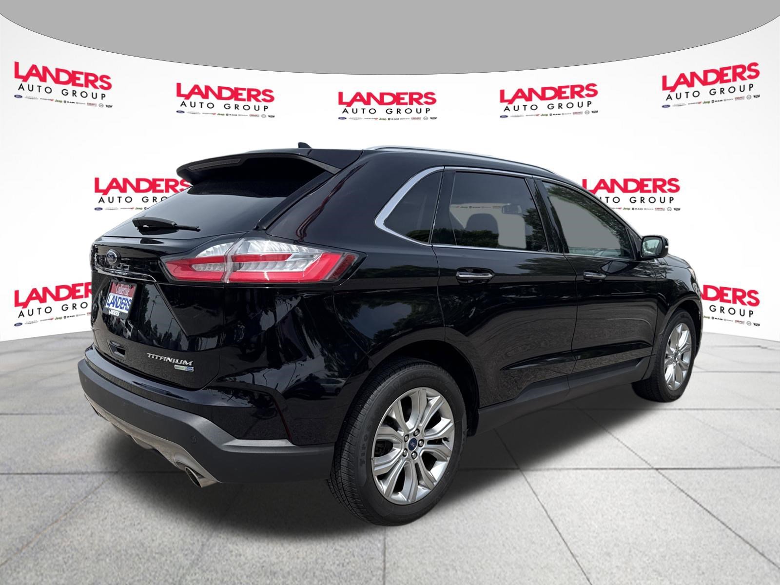 Certified 2020 Ford Edge Titanium w/ Cold Weather Package AWD/4WD image 3