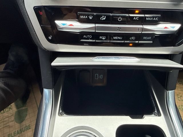Certified 2023 Ford Explorer XLT w/ Equipment Group 202A AWD/4WD image 25