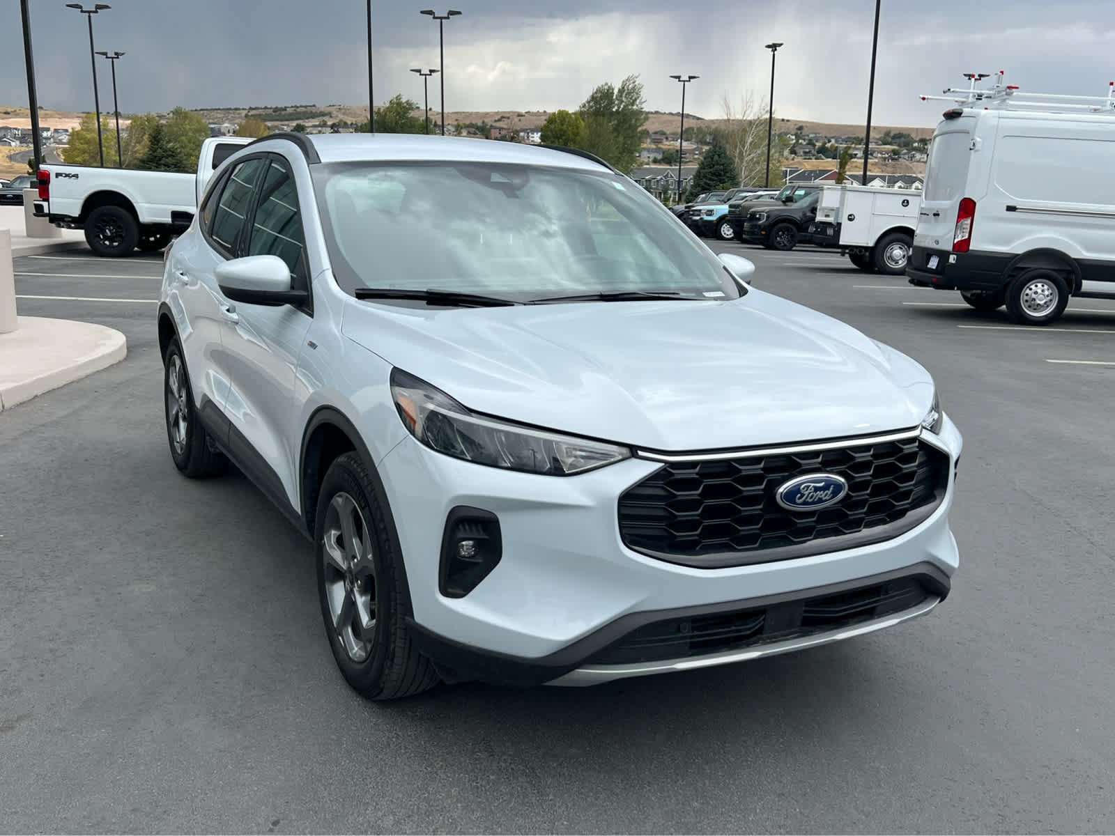 Certified 2025 Ford Escape ST-Line Select AWD/4WD image 4