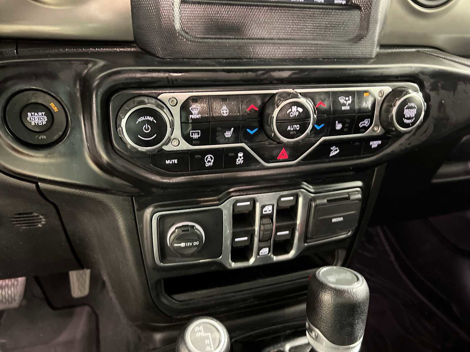 Used 2020 Jeep Wrangler Unlimited Sport S image 48